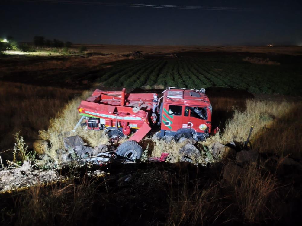 Şanlıurfa Siverek'te Minibüs ile Arazöz Çarpıştı: 8 Yaralı