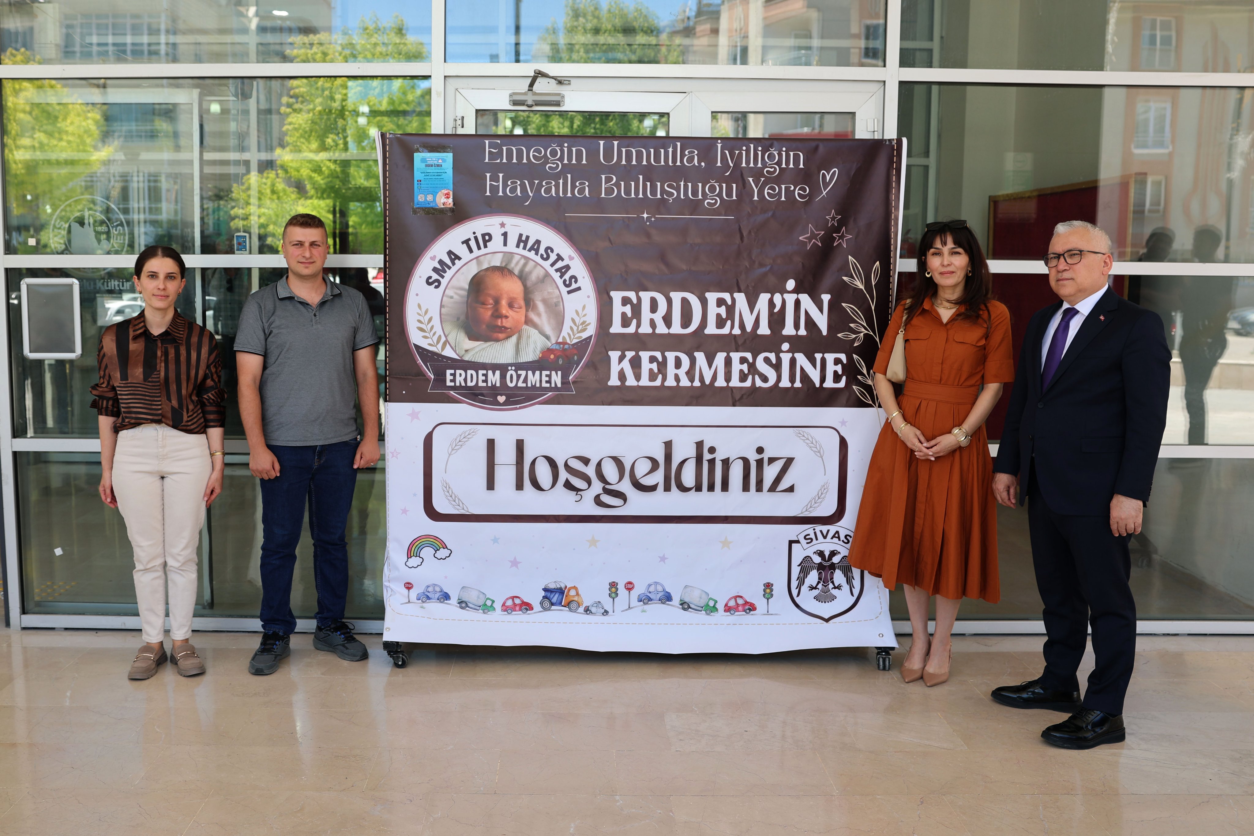 Vali Yılmaz Şimşek SMA Hastası Erdem Bebek İçin Kermeste