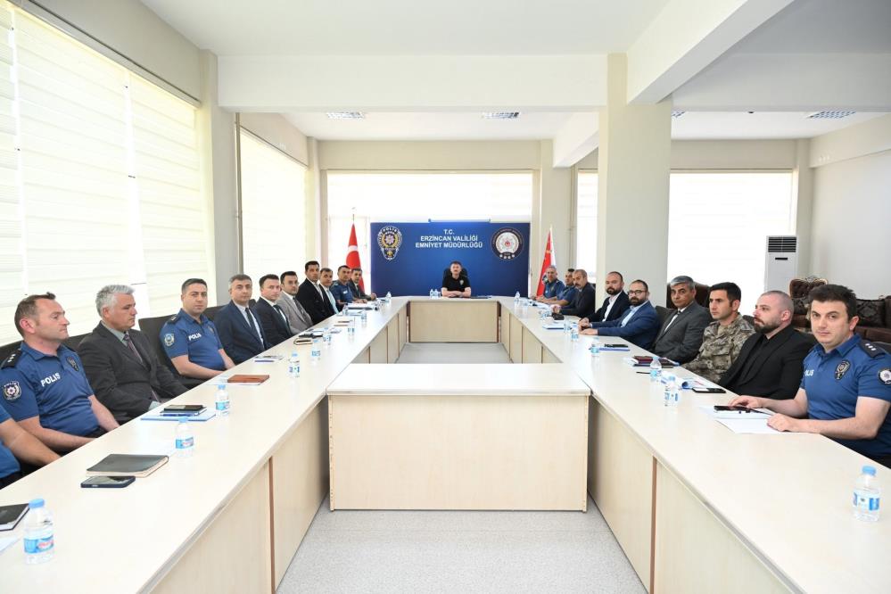 Erzincan'da NATO Zirvesi İçin Güvenlik ve Asayiş Toplantısı