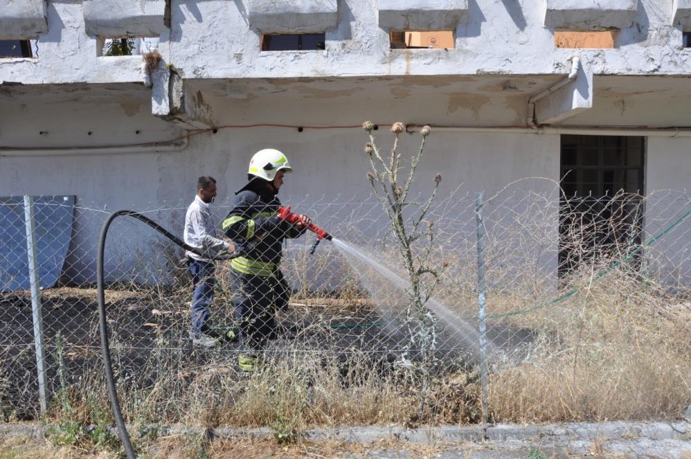 Muğla Menteşe'de Otel Arkasında Yangın: Korkutan Anlar