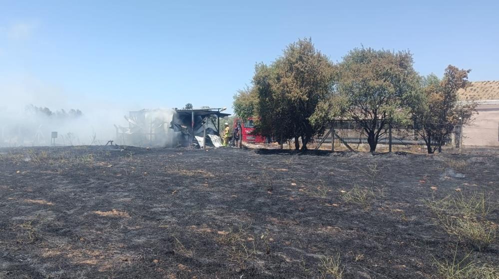Manisa'da Son 24 Saatte 50 Farklı Yangın Çıktı: İtfaiye Alarmda