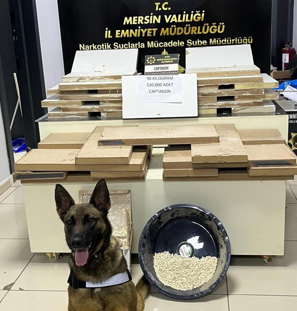Mersin'de TV Ünitelerinden Zehir Fışkırdı: 520 Bin Uyuşturucu Hap