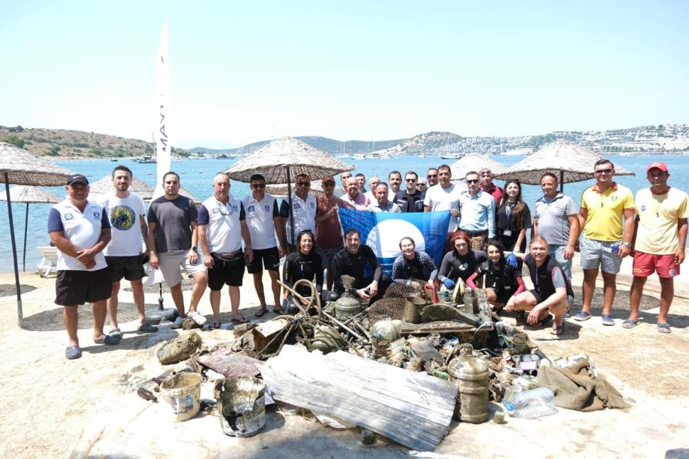 Bodrum'da Kabotaj Bayramı'nda Denizden Drone ve Ütü Çıktı!