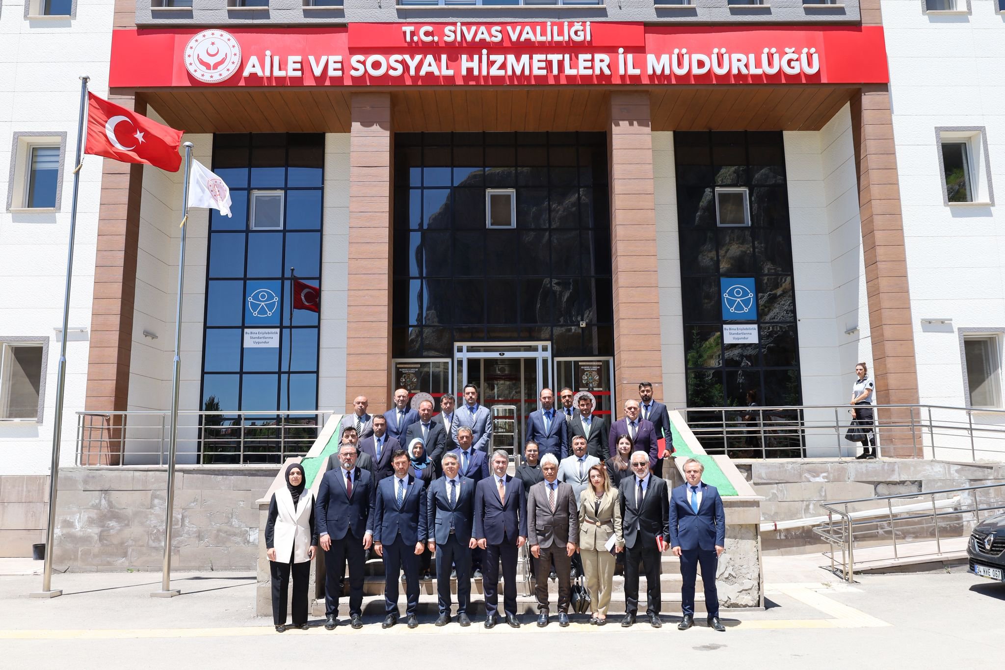 Bakan Yardımcısı Tarıkdaroğlu'ndan Sivas'ta Hizmet Zirvesi