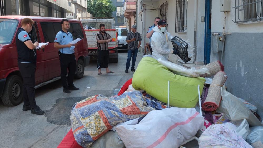 Yıldırım'da Çöp Ev Kabusu: Tek Bir Daireden 5 Ton Çöp Çıktı!
