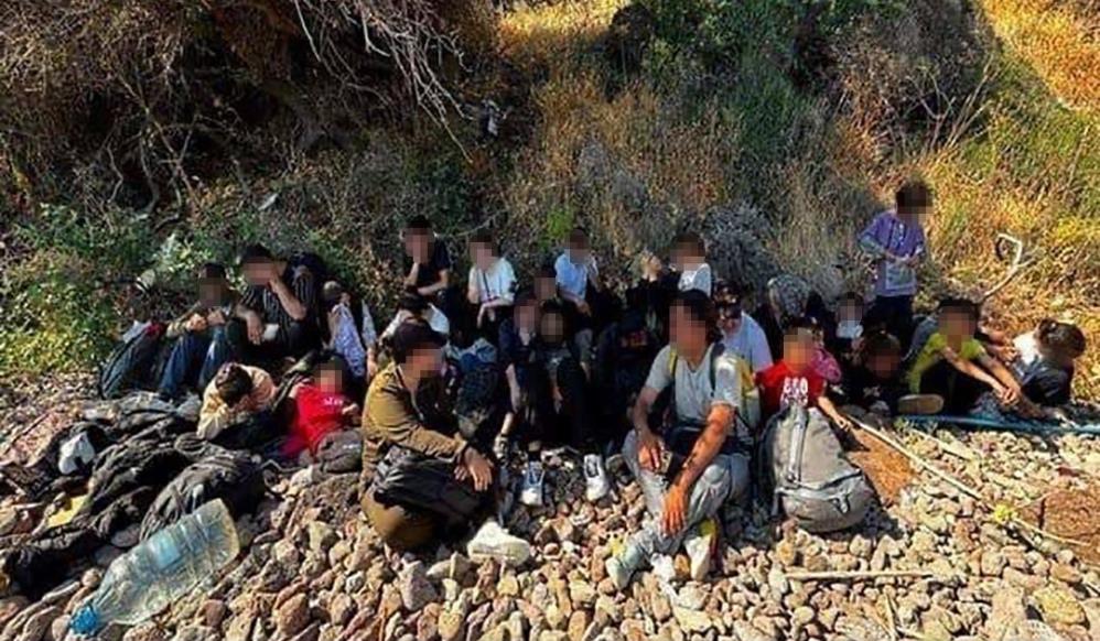 Çanakkale'de Jandarmadan 4 Operasyon: 37 Göçmen Yakalandı