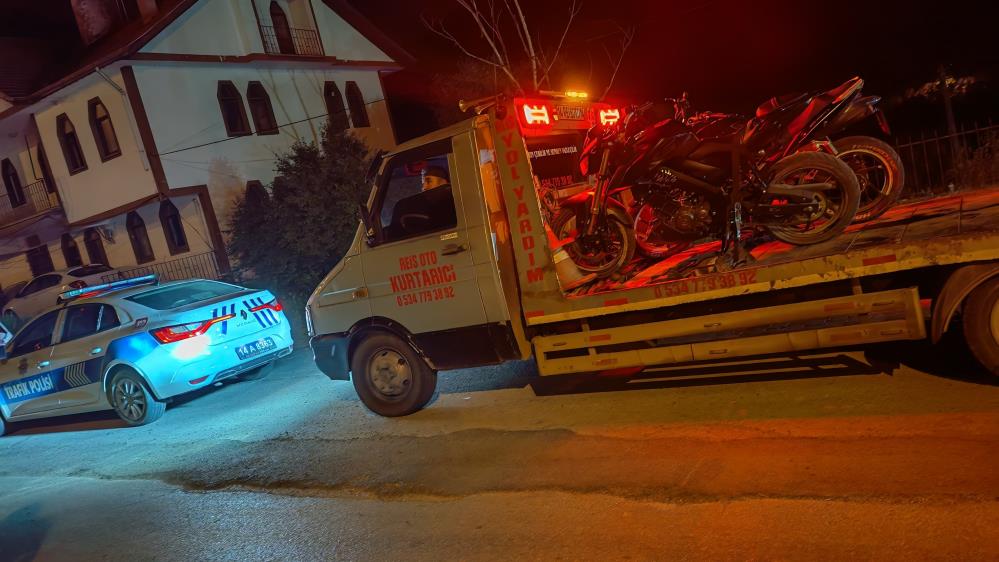 Mudurnu'da Motorculara Şok Uygulama: 2 Motosiklet Bağlandı!
