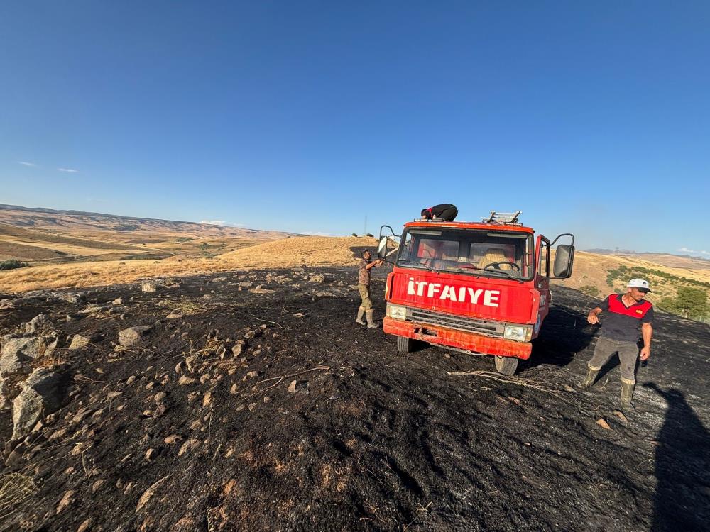 Elazığ'da Arazi Yangını: Ekipler Zamanla Yarıştı!