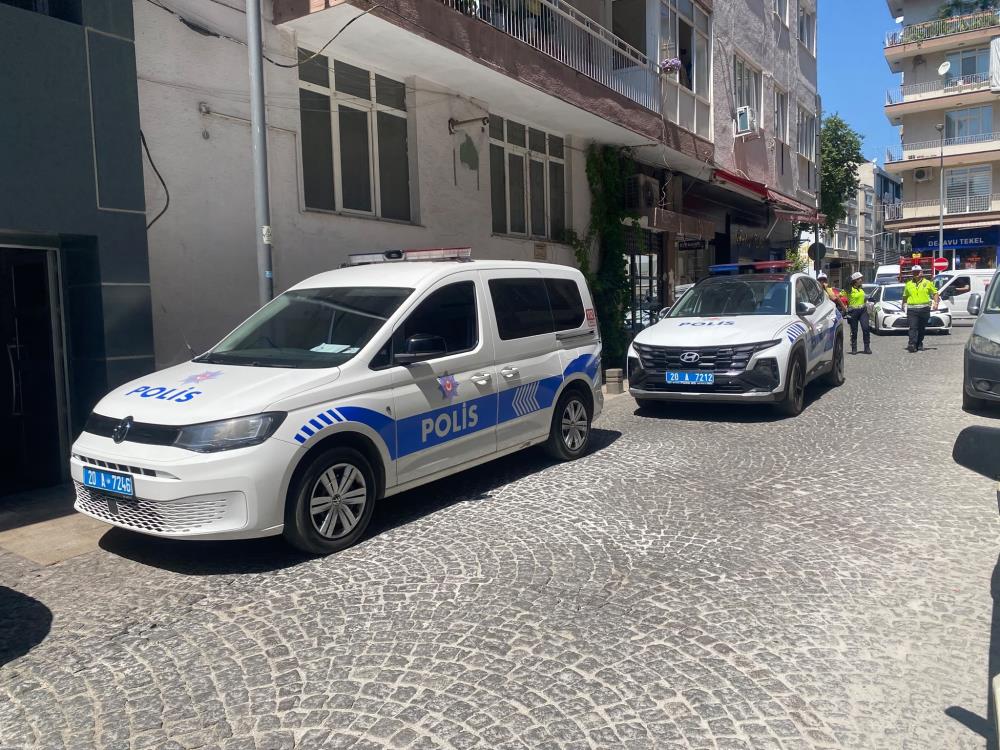 Denizli'de Esnafın Feci Ölümü: Pastanede Su İçtikten Sonra Yere Yığıldı!