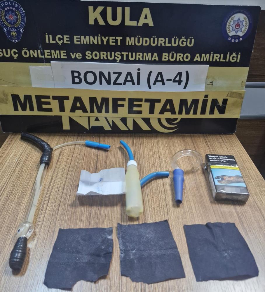 Kula'da Uyuşturucu Operasyonu: 2 Şüpheli Yakalandı